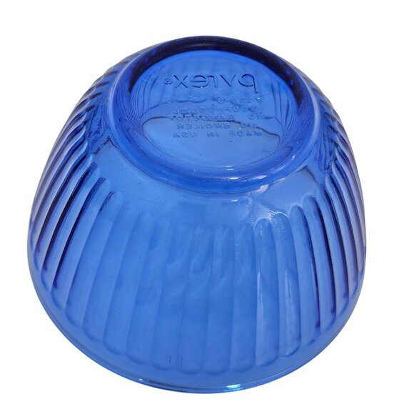 Pyrex Sculptured Cobalt Nesting Bowl 6" ribbed patterned glass translucent 3cup - Picture 4 of 6